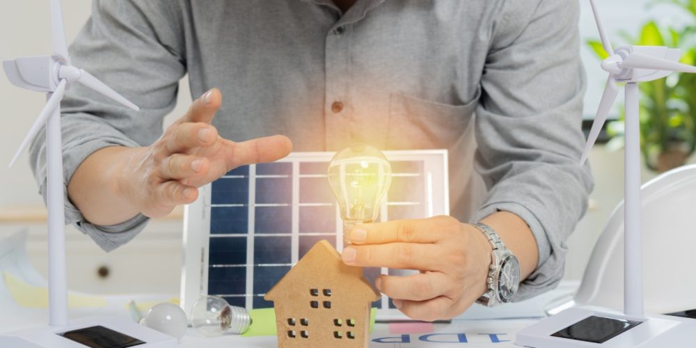 Como Contratar Energia Solar com a Raiz Energy